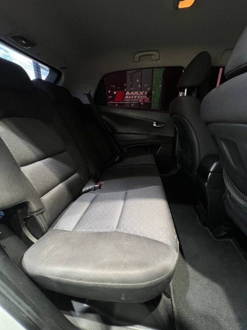 
								SSANGYONG KORANDO C AT 2.0 GASOLINA 4X2 full									
