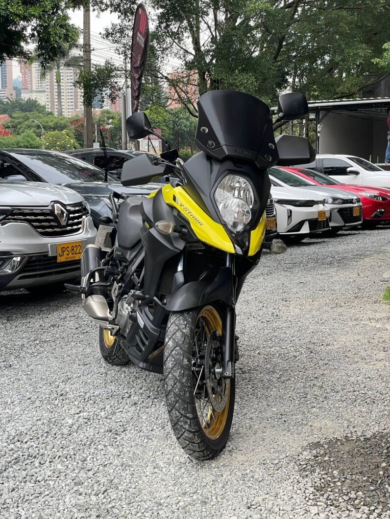
								SUZUKI DL650 full									