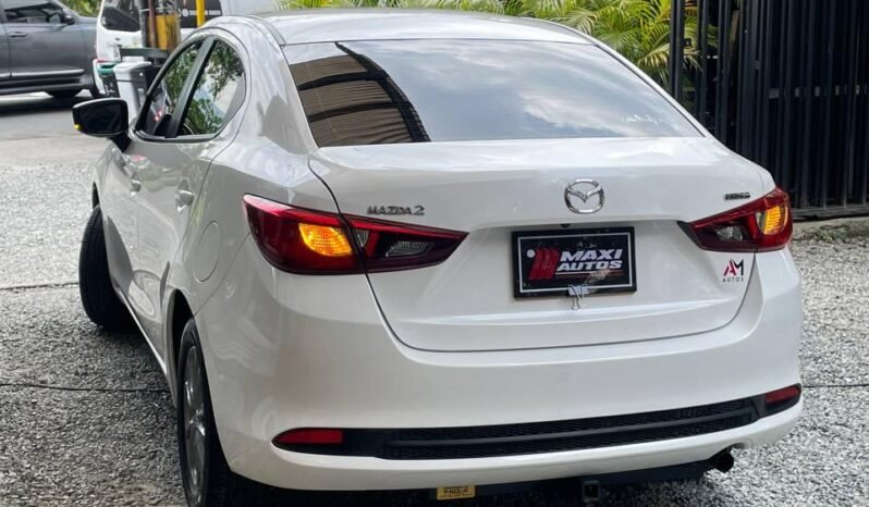 
								MAZDA 2 TOURING SEDAN AT 1.5CC full									