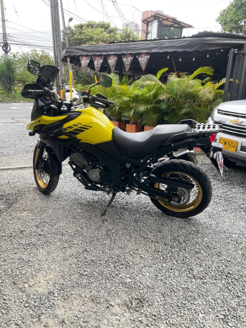 
								SUZUKI DL650 full									