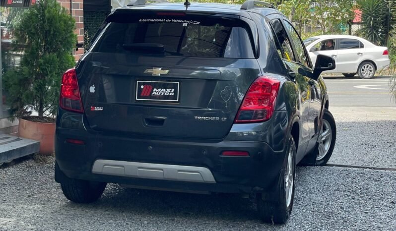 
								CHEVROLET TRACKER LT AT 1.8 full									