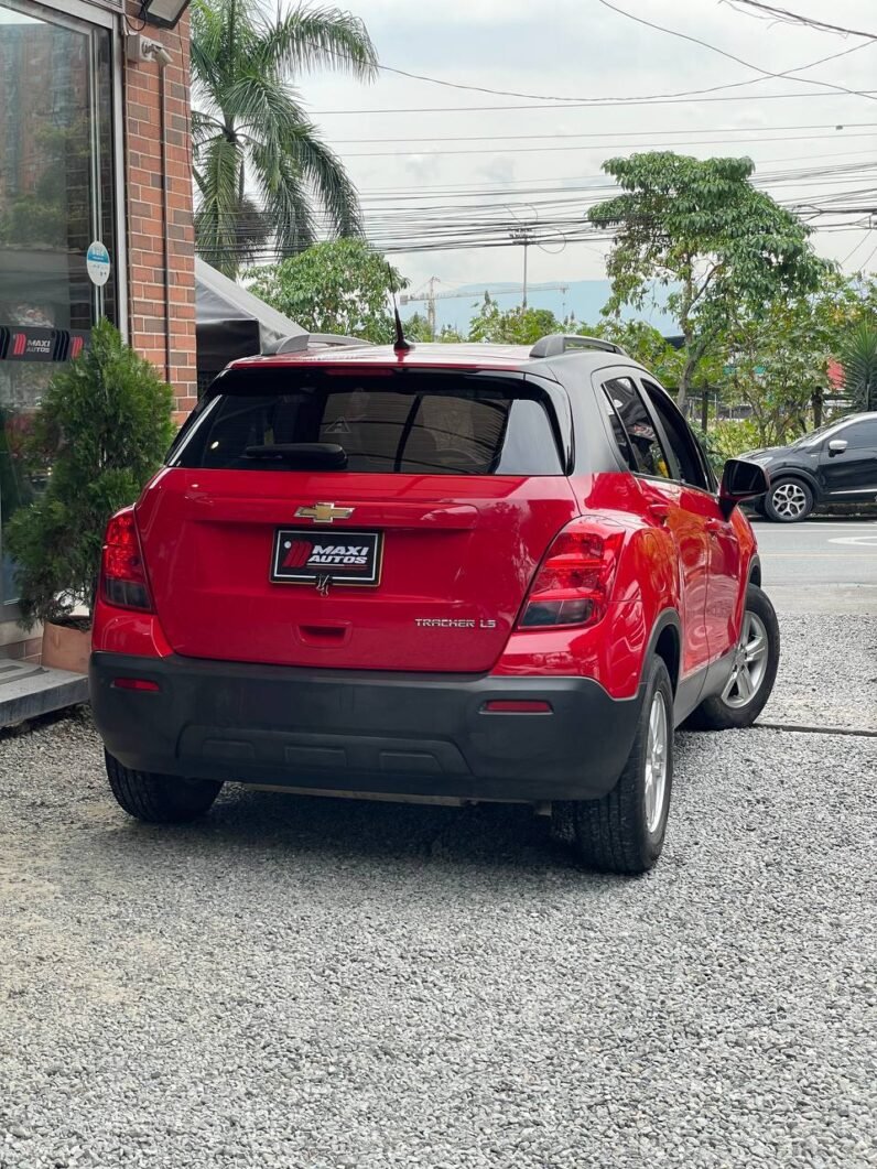 
								CHEVROLET TRACKER LT AT 1.8 full									