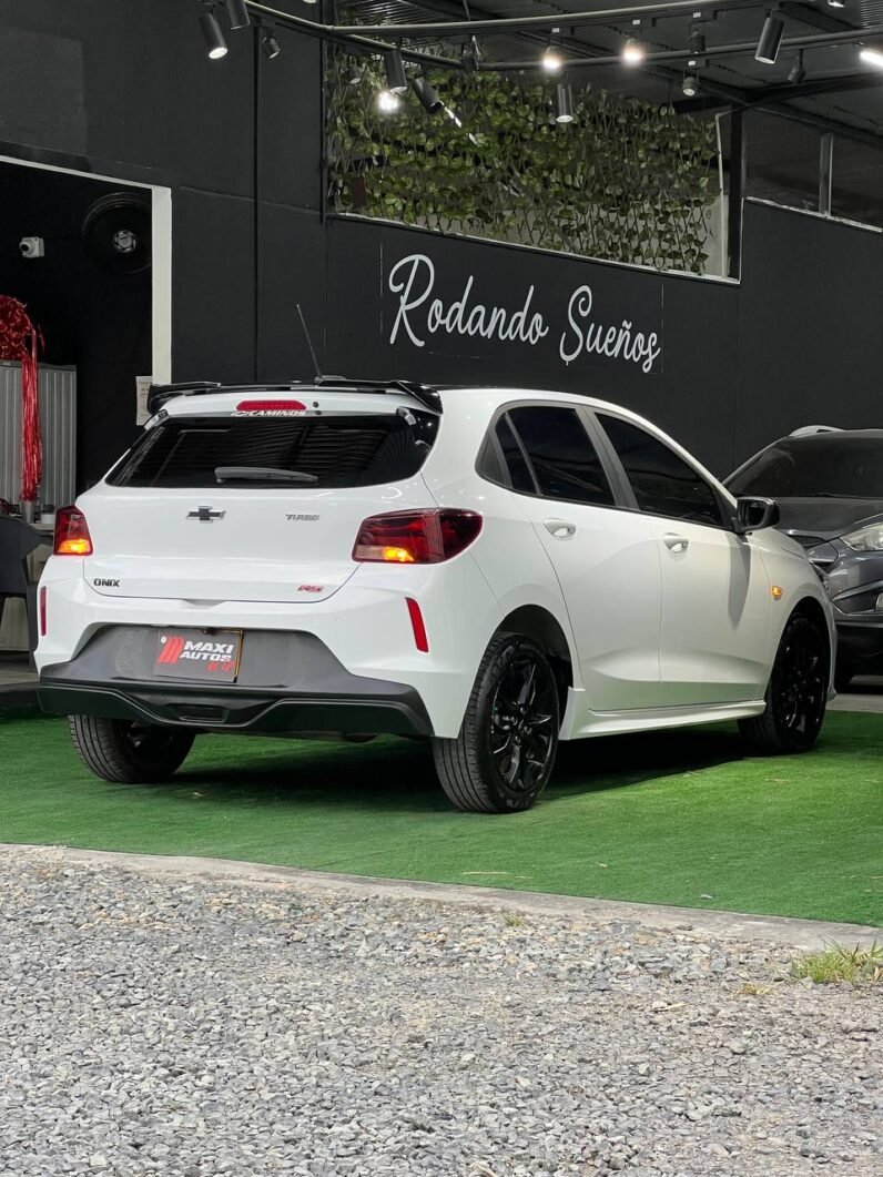 
								CHEVROLET ONIX RS MT HB full									