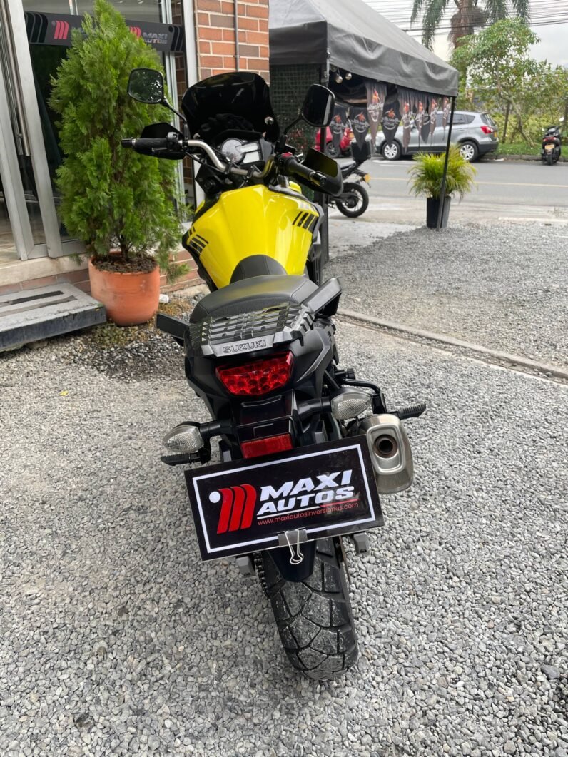 
								SUZUKI DL650 full									
