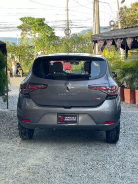 RENAULT SANDERO LIFE+ 1.6 MT HB