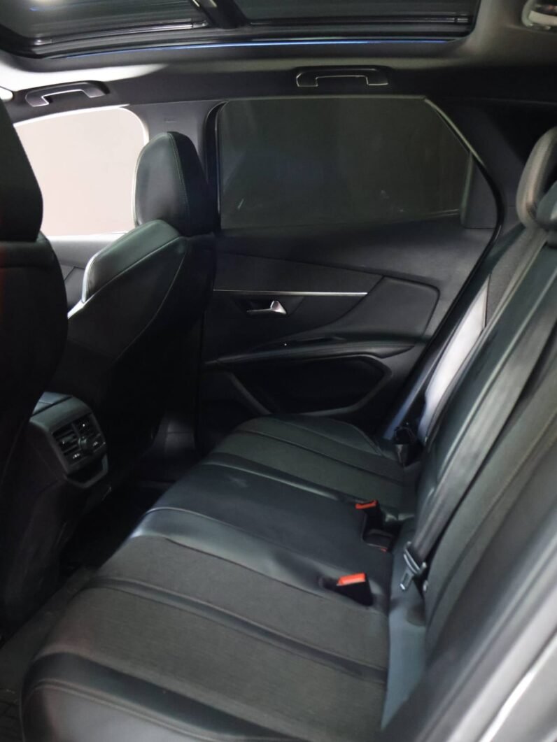 
								PEUGEOT 3008 GT LINE 1.6 AT full									