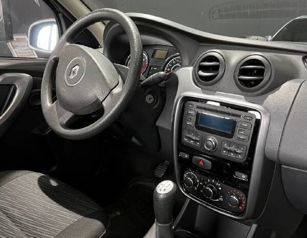 
								RENAULT LOGAN EXPRESSION MT 1.6 full									