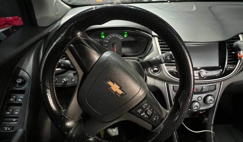 
								CHEVROLET TRACKER LS MT 1.8 4X2 full									