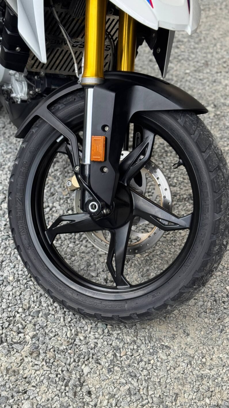 
								BMW G310GS full									