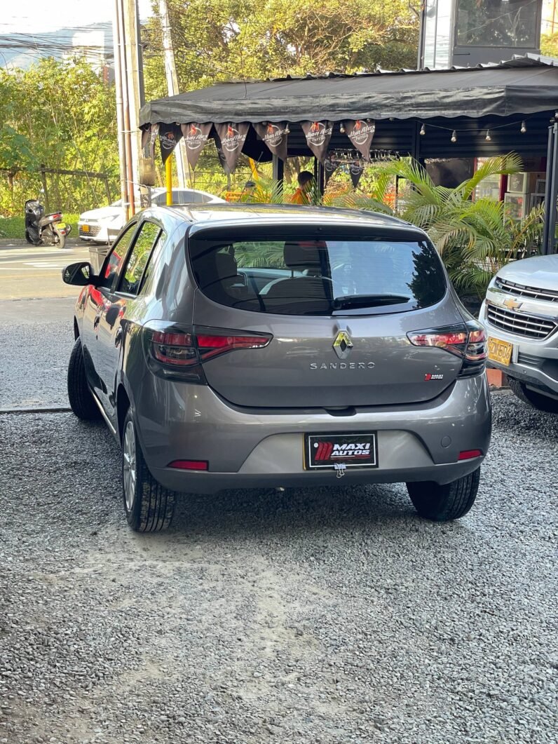 
								RENAULT SANDERO LIFE+ 1.6 MT HB full									