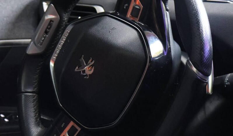 
								PEUGEOT 3008 GT LINE 1.6 AT full									