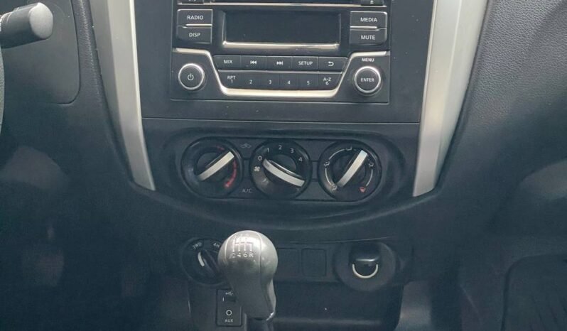 
								NISSAN FRONTIER NP300 2.5 DIESEL  MT 4X4 full									
