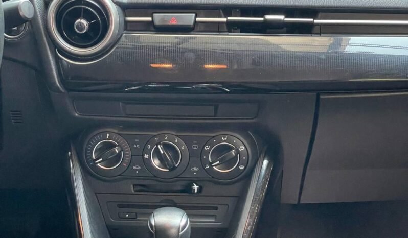 
								MAZDA 2 TOURING SEDAN AT 1.5CC full									