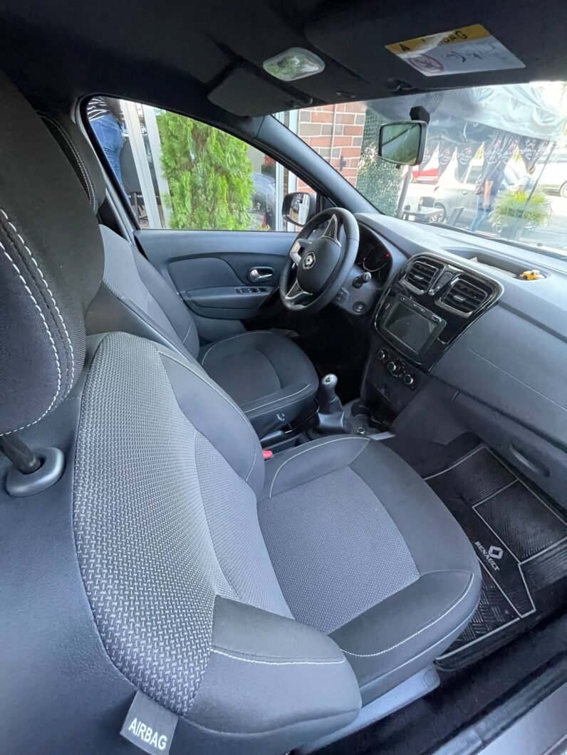 
								RENAULT SANDERO LIFE+ 1.6 MT HB full									