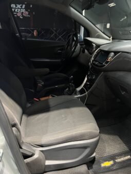 
										CHEVROLET TRACKER LS MT 1.8 4X2 full									
