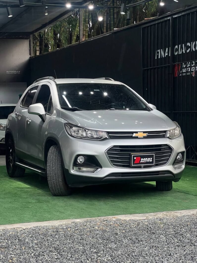 
								CHEVROLET TRACKER LS MT 1.8 4X2 full									