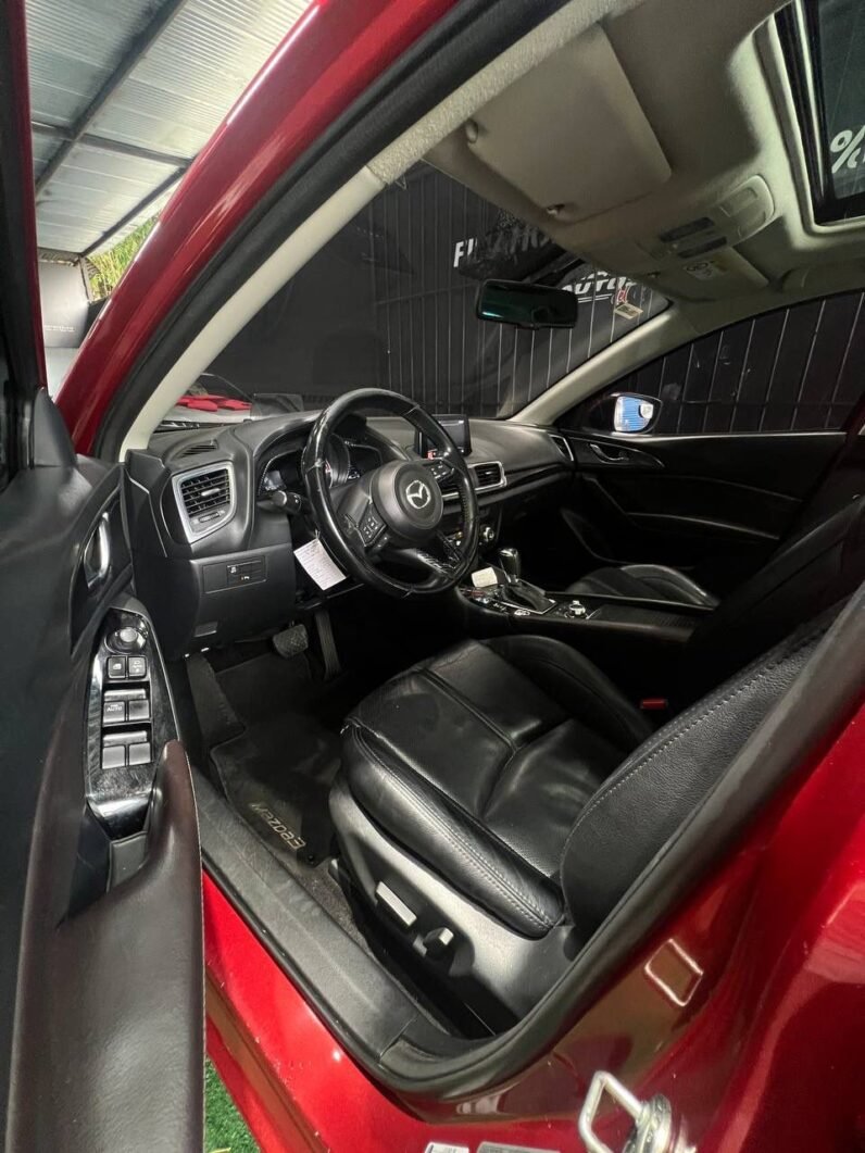 
								MAZDA 3 GRAND TOURING SD full									