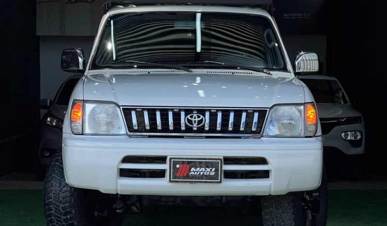 
								TOYOTA PRADO SUMO 2.7 MT 4X4 full									