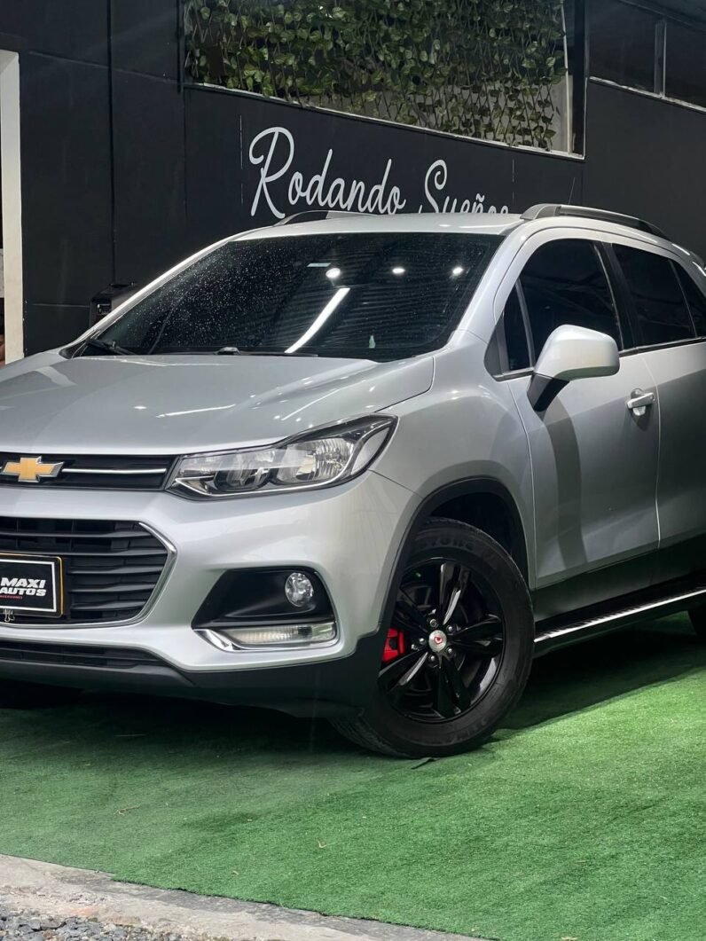 
								CHEVROLET TRACKER LS MT 1.8 4X2 full									