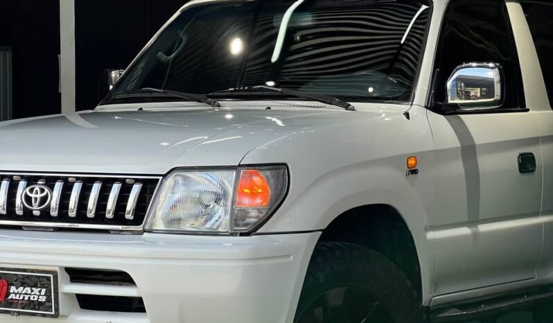 
								TOYOTA PRADO SUMO 2.7 MT 4X4 full									