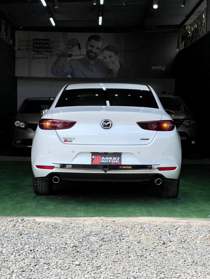 
								MAZDA 3 GRAND TOURING LX 2.5 AT full									