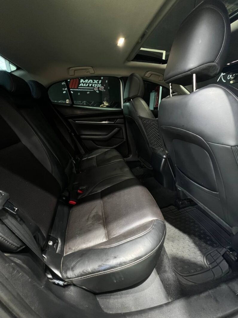 
								MAZDA 3 GRAND TOURING LX 2.5 AT full									