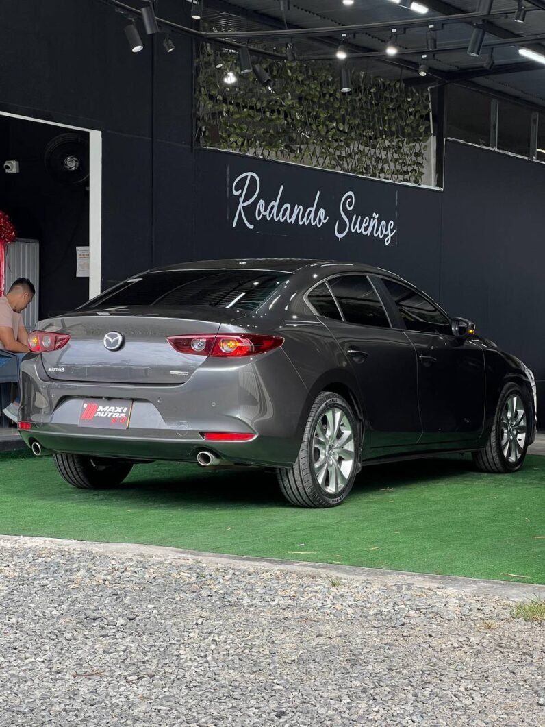 
								MAZDA 3 TOURING SD full									