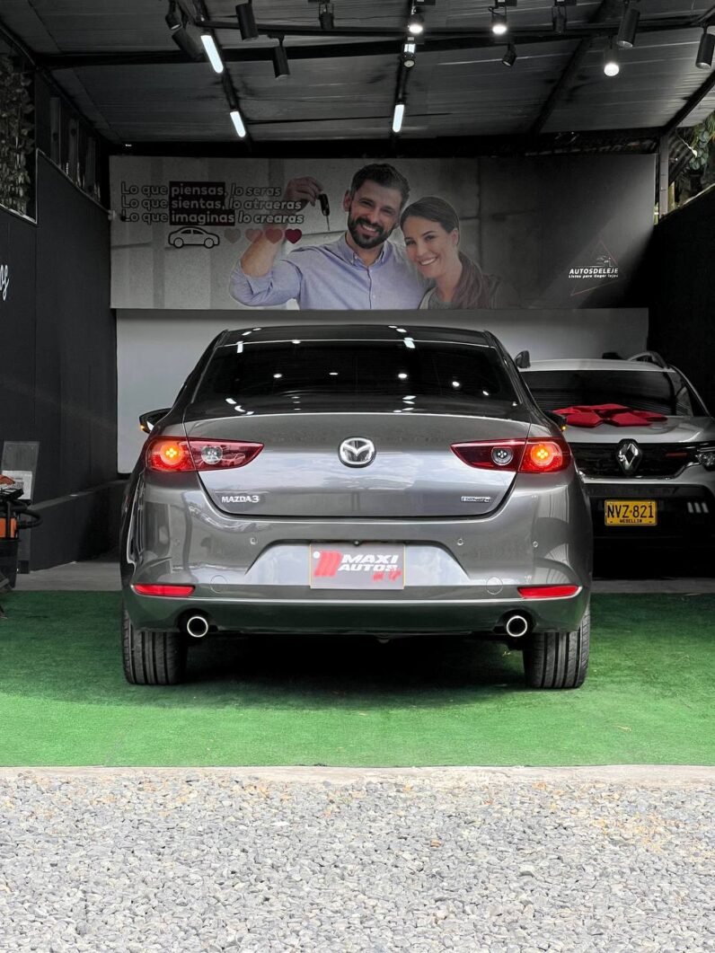 
								MAZDA 3 TOURING SD full									