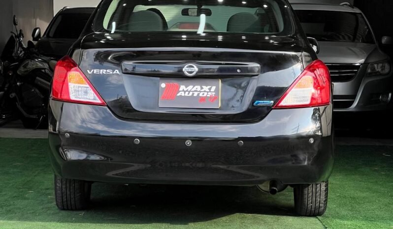 
								NISSAN VERSA ADVANCE MT 1.6 SD full									
