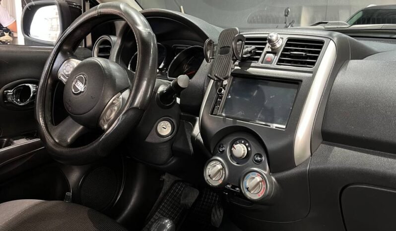 
								NISSAN VERSA ADVANCE MT 1.6 SD full									