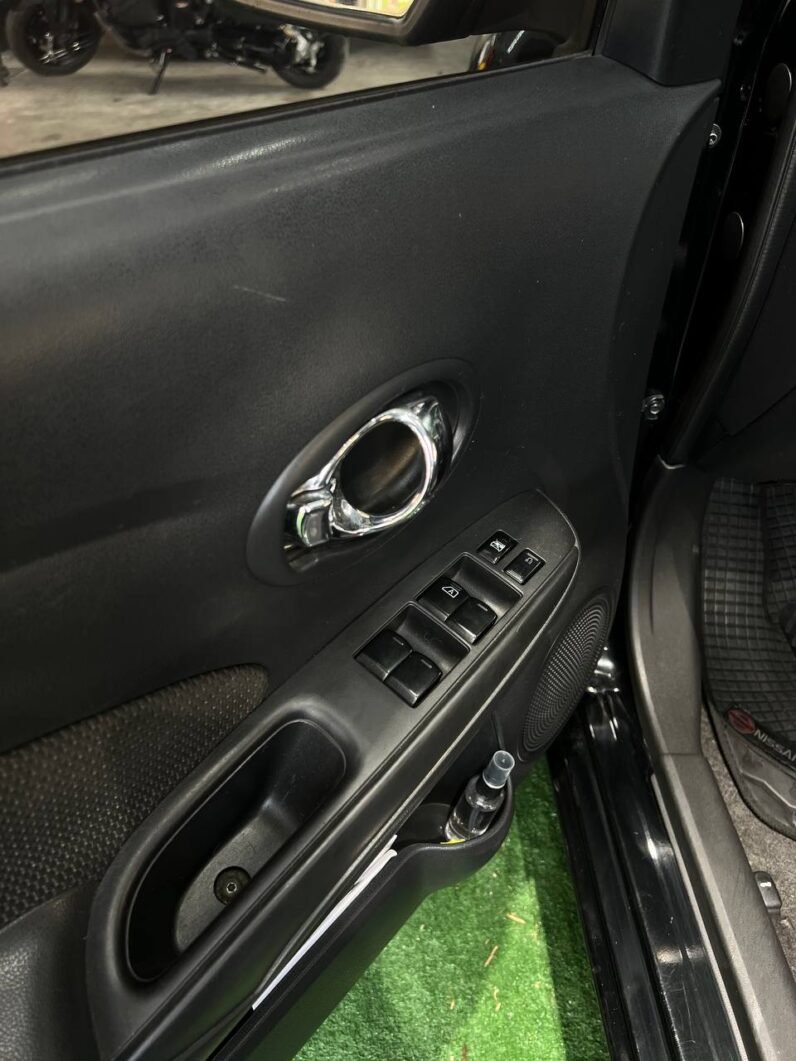 
								NISSAN VERSA ADVANCE MT 1.6 SD full									