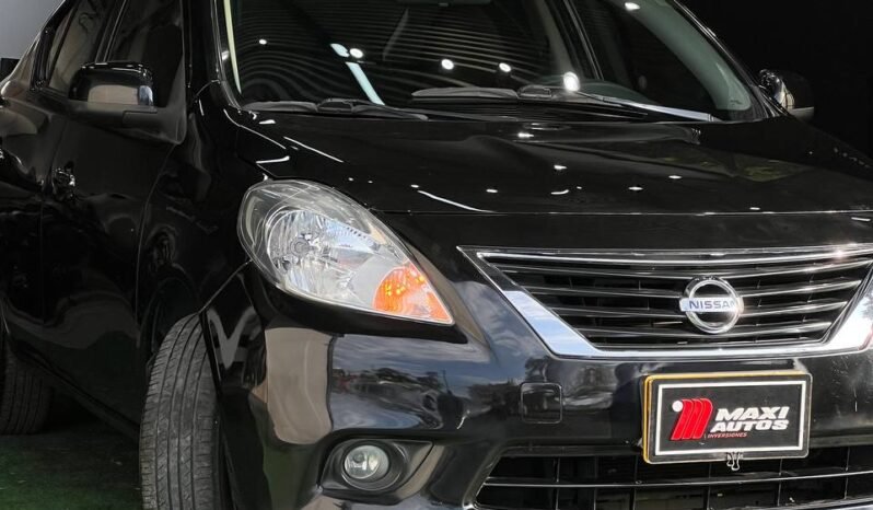 
								NISSAN VERSA ADVANCE MT 1.6 SD full									
