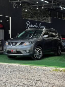 NISSAN X-TRAIL 2.5 AT 4X4 EXCLUSIVE 7PTOS
