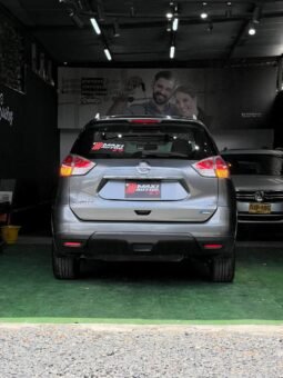 
										NISSAN X-TRAIL 2.5 AT 4X4 EXCLUSIVE 7PTOS full									