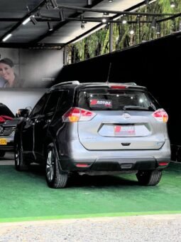 NISSAN X-TRAIL 2.5 AT 4X4 EXCLUSIVE 7PTOS