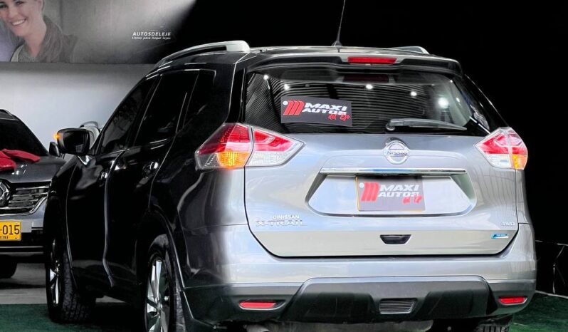 
								NISSAN X-TRAIL 2.5 AT 4X4 EXCLUSIVE 7PTOS full									