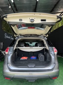 
										NISSAN X-TRAIL 2.5 AT 4X4 EXCLUSIVE 7PTOS full									