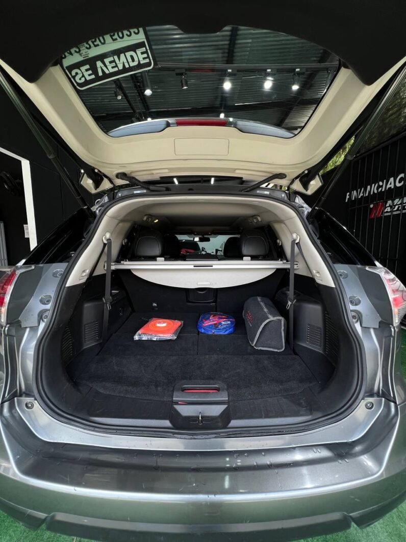 
								NISSAN X-TRAIL 2.5 AT 4X4 EXCLUSIVE 7PTOS full									