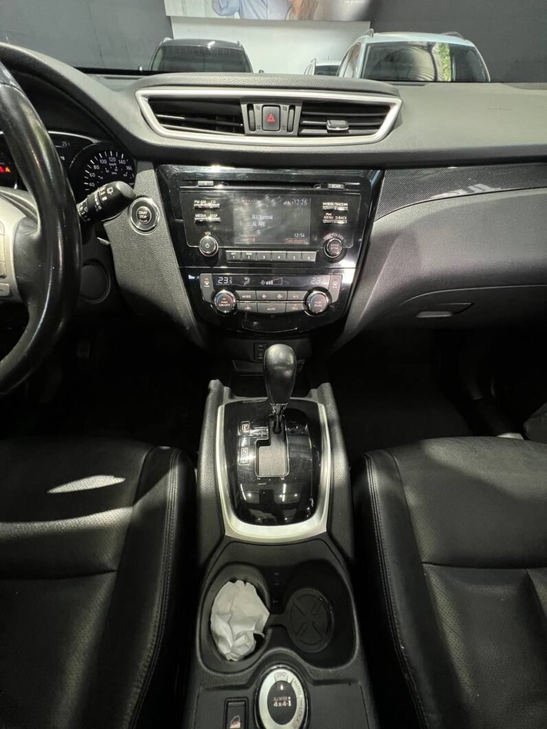 
								NISSAN X-TRAIL 2.5 AT 4X4 EXCLUSIVE 7PTOS full									