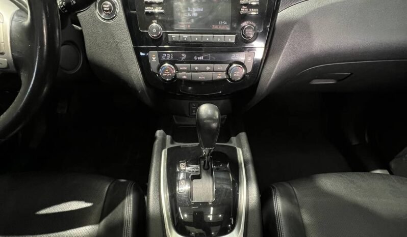 
								NISSAN X-TRAIL 2.5 AT 4X4 EXCLUSIVE 7PTOS full									