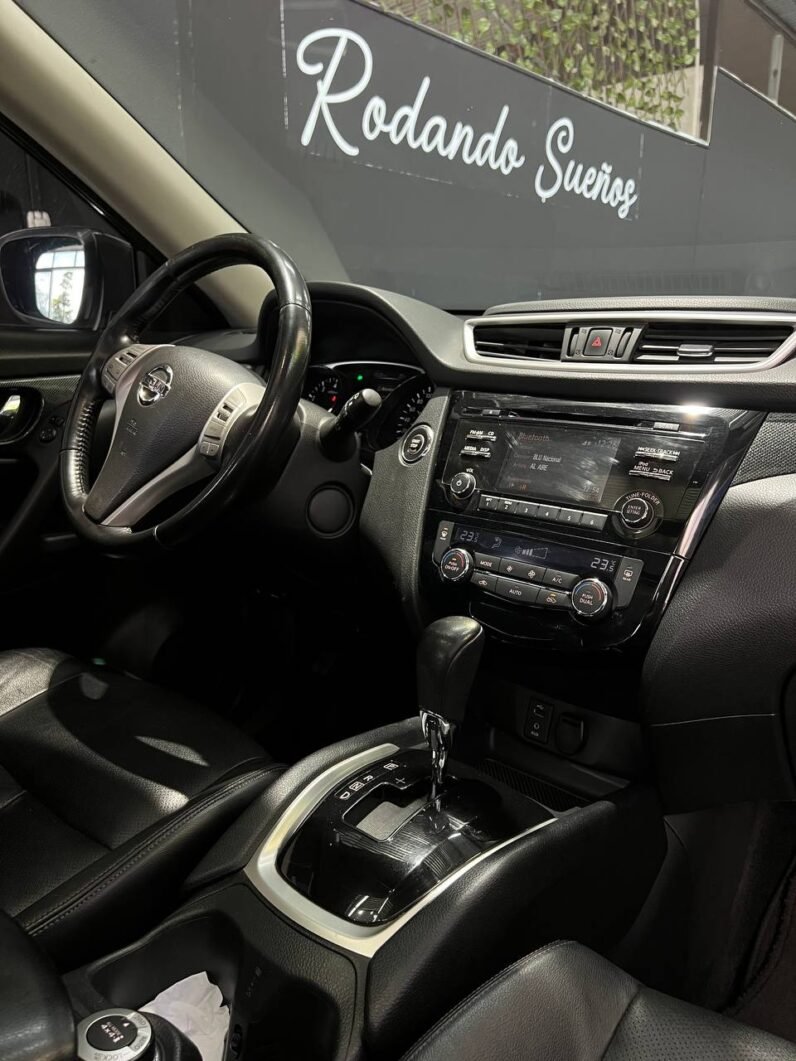 
								NISSAN X-TRAIL 2.5 AT 4X4 EXCLUSIVE 7PTOS full									