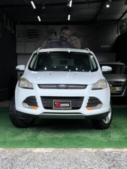 FORD ESCAPE SE AT 4X4