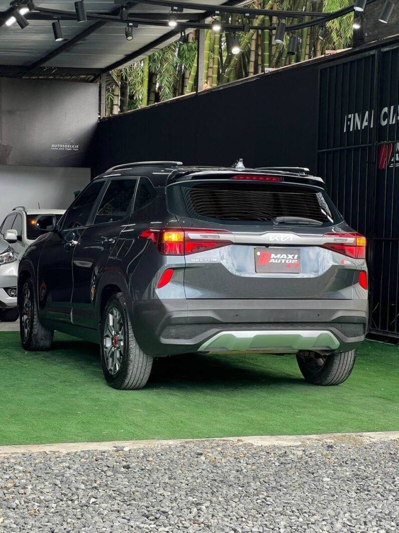 
								KIA SELTOS ZENITH AT 1.6 4×2 full									