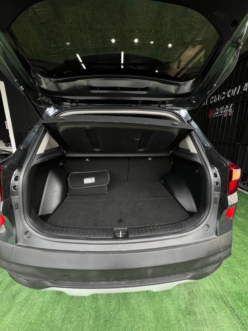 
								KIA SELTOS ZENITH AT 1.6 4×2 full									