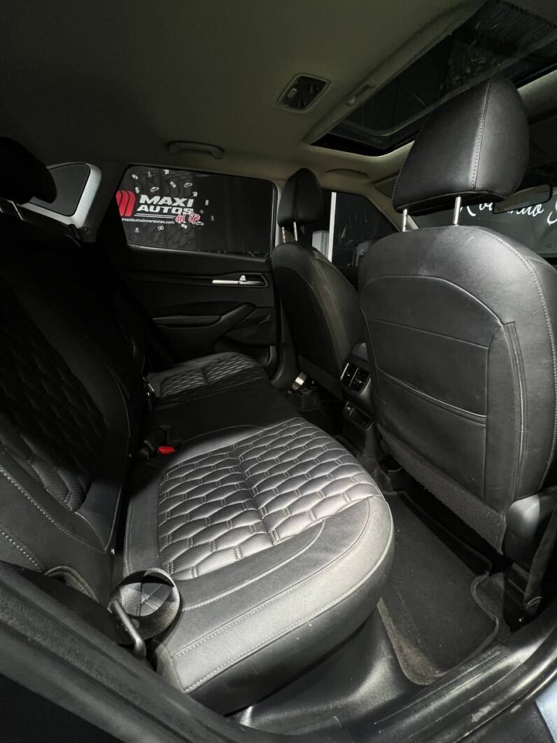 
								KIA SELTOS ZENITH AT 1.6 4×2 full									
