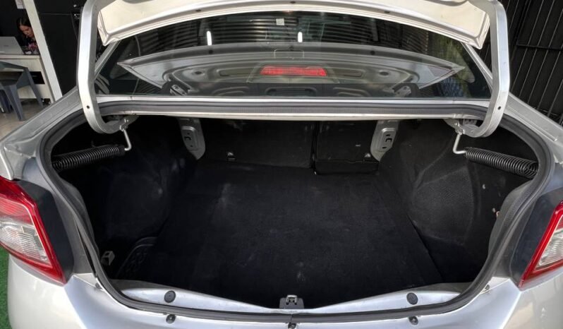 
								RENAULT LOGAN EXPRESSION AUT 1.6 full									