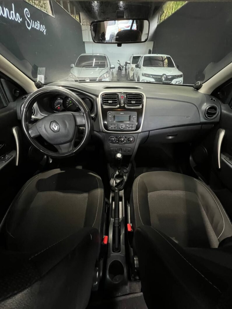 
								RENAULT LOGAN EXPRESSION AUT 1.6 full									