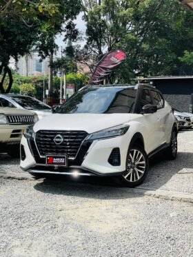 NISSAN KICKS EXCLUSIVE 1.600L AT 4×2