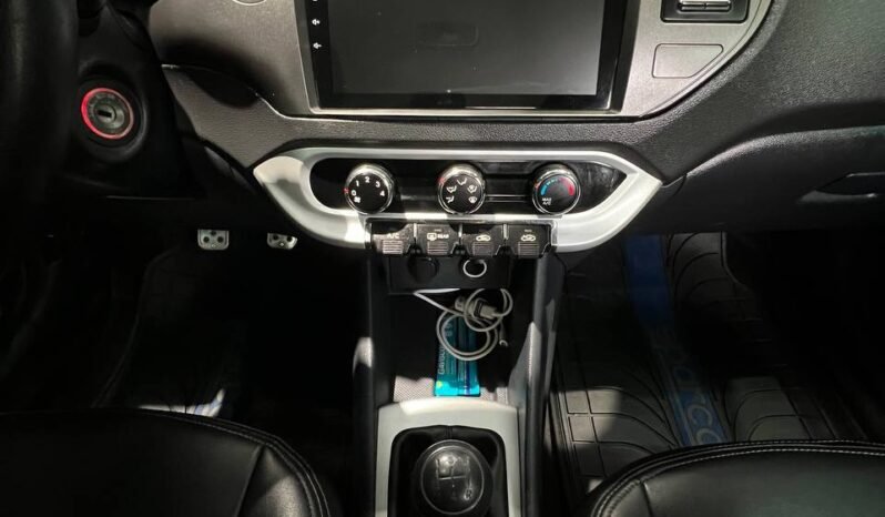 
								KIA RIO UB EX 1.25 SEDAN MT full									