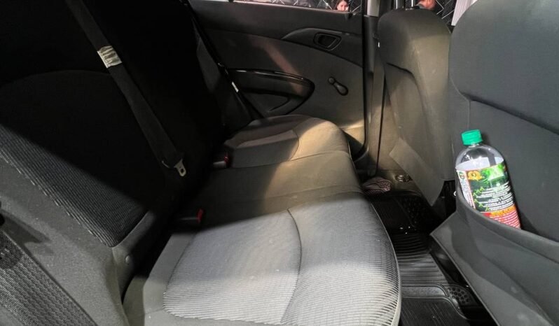 
								CHEVROLET BEAT LS MT 1.2 SD full									